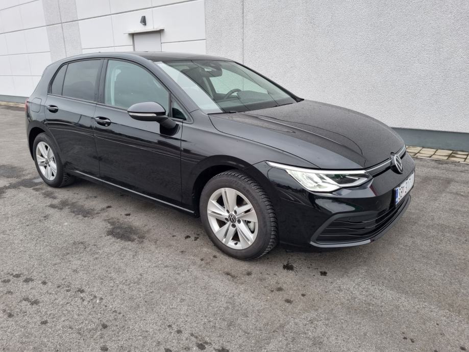 VW Golf 8 1,5 TSI Life 23,000km Leasing Kartice, 2020 god.