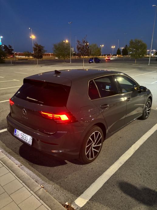 VW Golf 8 1,5 TSI Life, fotografija 4