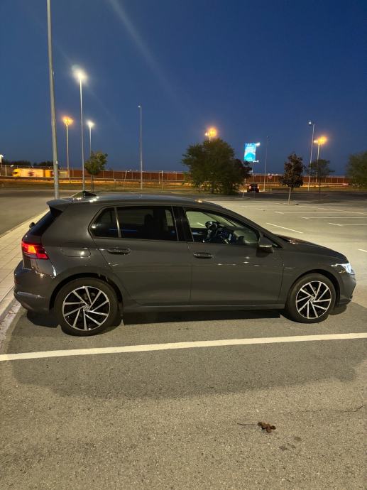 VW Golf 8 1,5 TSI Life, fotografija 6