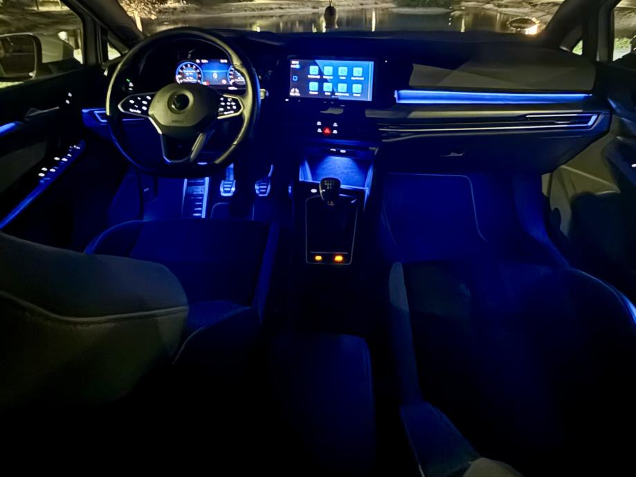VW Golf 8 1,5 TSI R-LINE, fotografija 11