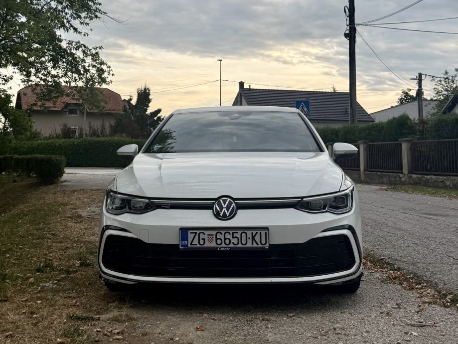 VW Golf 8 1,5 TSI R-LINE, fotografija 4