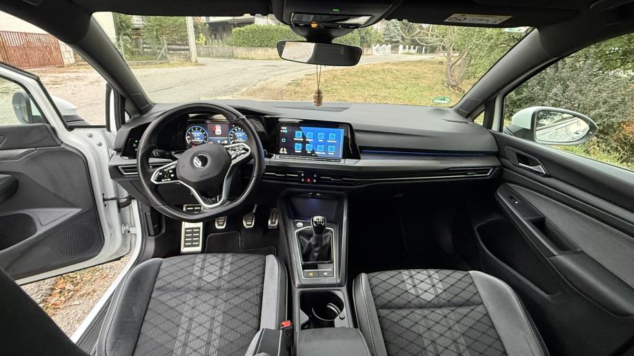 VW Golf 8 1,5 TSI R-LINE, fotografija 8