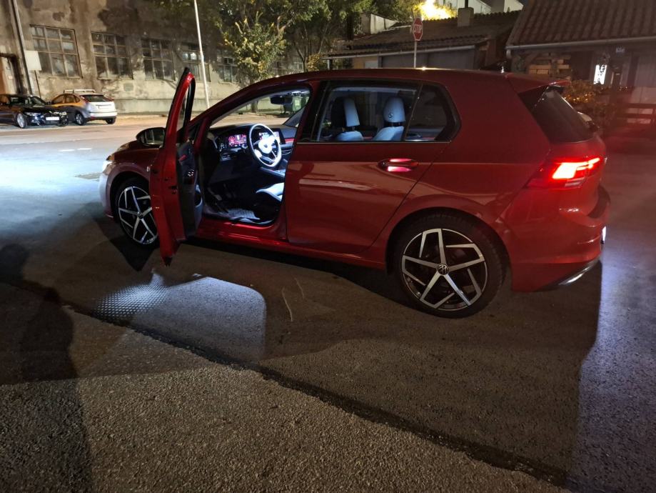 VW Golf 8 1,5 TSI STYLE 150, fotografija 16