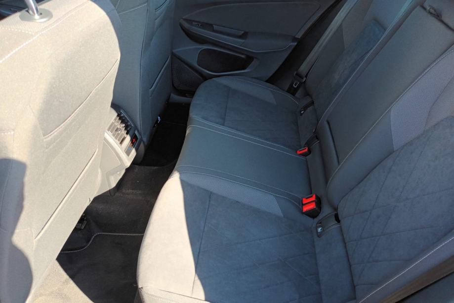 VW Golf 8 1,5 TSI STYLE 150, fotografija 9