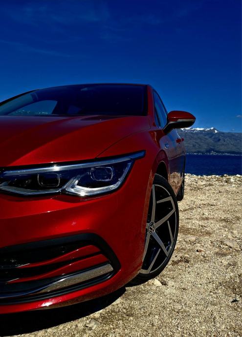 VW Golf 8 1,5 TSI STYLE 150, fotografija 2