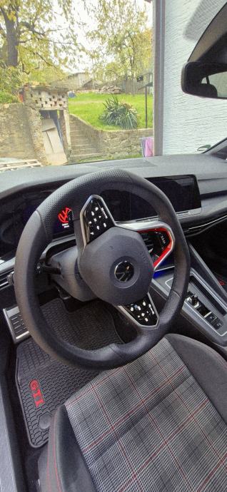 VW Golf 8 GTI,led matrix ,dsg 2021 godina 42000 kilometara, fotografija 5