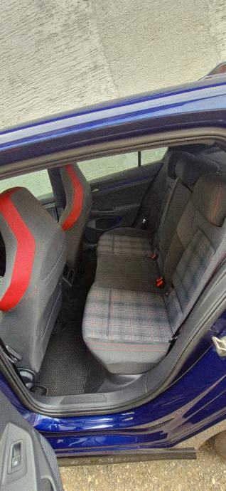 VW Golf 8 GTI,led matrix ,dsg 2021 godina 42000 kilometara, fotografija 6