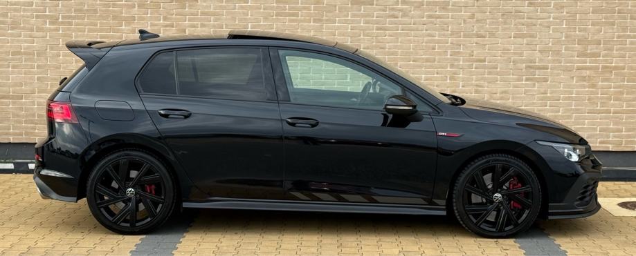 VW GOLF 8 2.0 GTI CLUB SPORT•DSG•300KS•VIRTUAL•PANORAMA•HARMAN KARDON•, fotografija 6