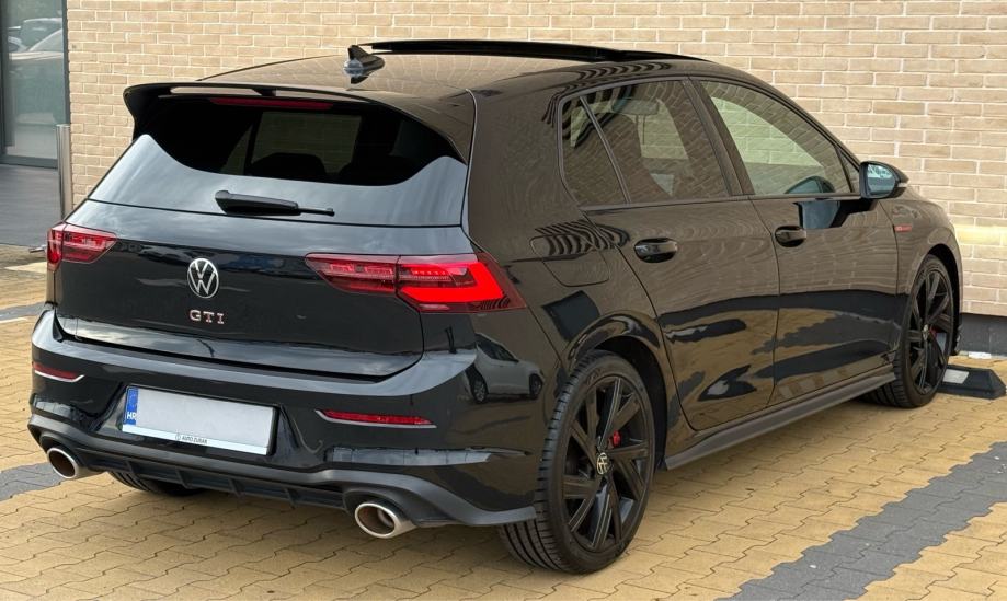 VW GOLF 8 2.0 GTI CLUB SPORT•DSG•300KS•VIRTUAL•PANORAMA•HARMAN KARDON•, fotografija 10