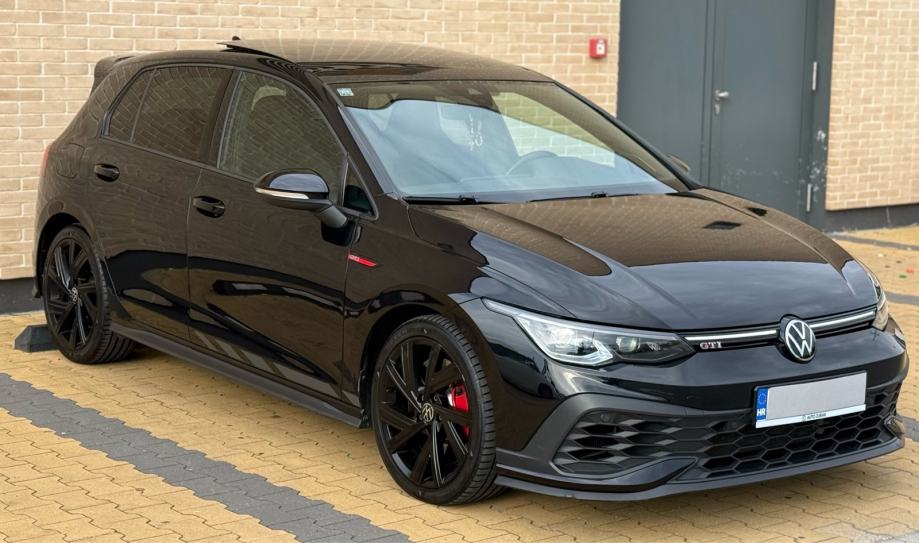 VW GOLF 8 2.0 GTI CLUB SPORT•DSG•300KS•VIRTUAL•PANORAMA•HARMAN KARDON•, fotografija 5