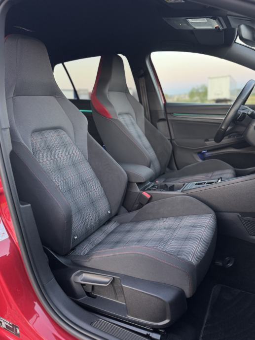 VW GOLF 8| 2,0 GTI | DSG, fotografija 12