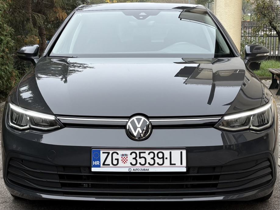 VW GOLF 8 2.0 TDI, 2023. GOD., LED, NAVI, ACC, REG, SERVISNA, fotografija 2