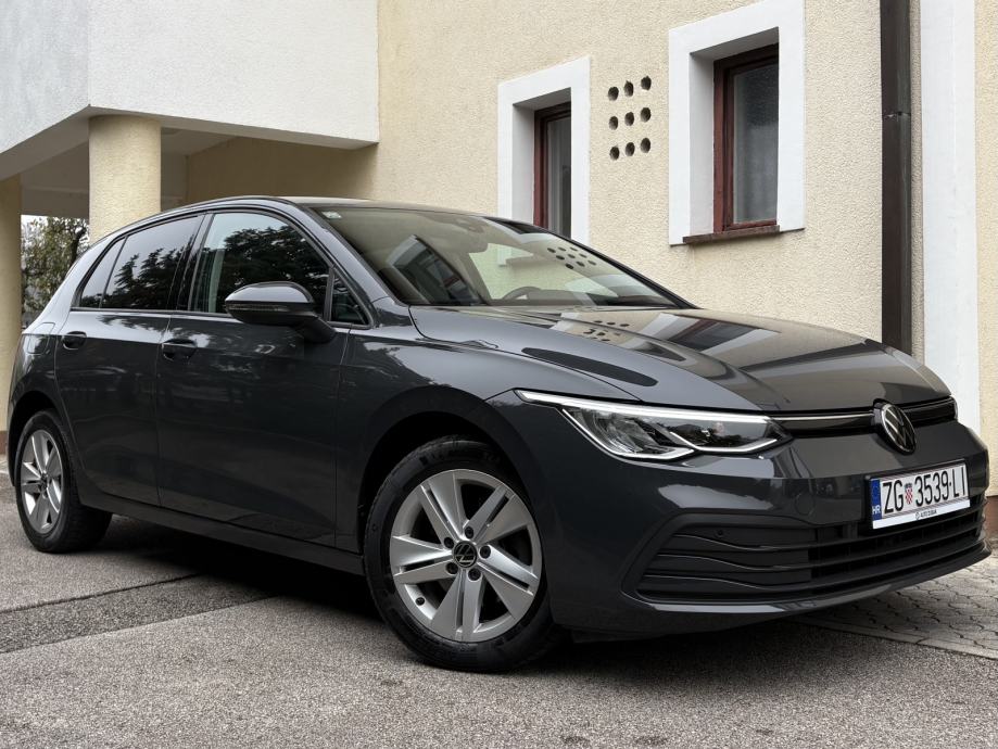 VW GOLF 8 2.0 TDI, 2023. GOD., LED, NAVI, ACC, REG, SERVISNA, fotografija 3