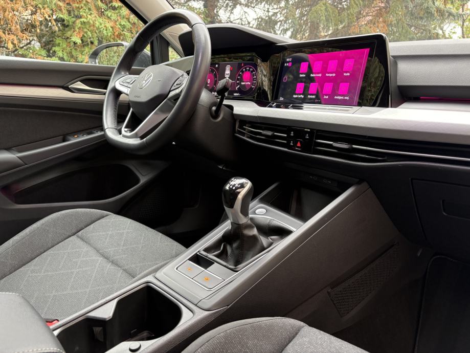 VW GOLF 8 2.0 TDI, 2023. GOD., LED, NAVI, ACC, REG, SERVISNA, fotografija 12