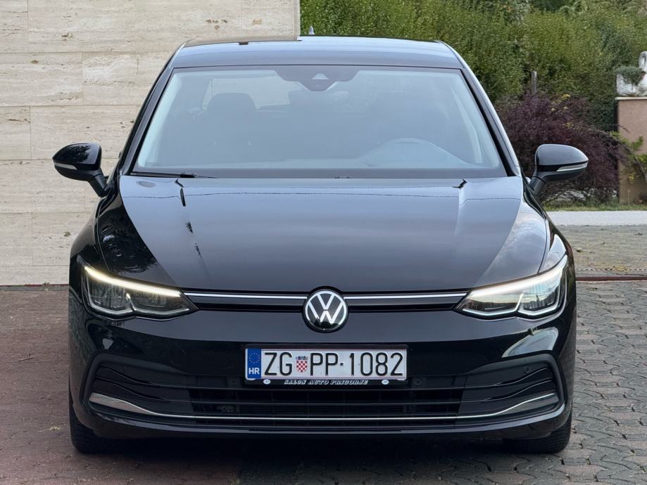 VW Golf 8 2,0 TDI ACTIVE, NAVI, KEYLESS, ACC, SERVISNA, fotografija 2