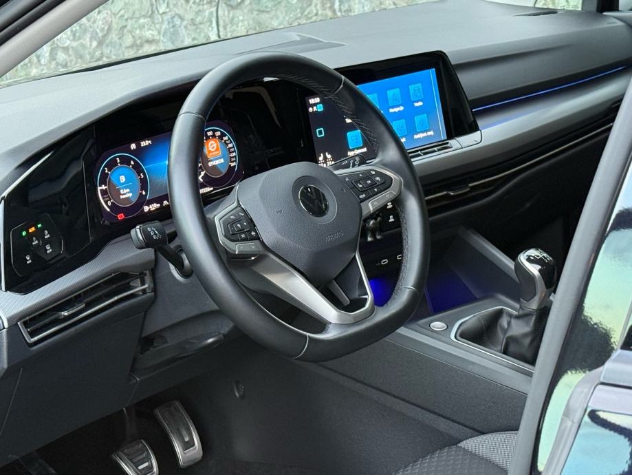 VW Golf 8 2,0 TDI ACTIVE, NAVI, KEYLESS, ACC, SERVISNA, fotografija 8