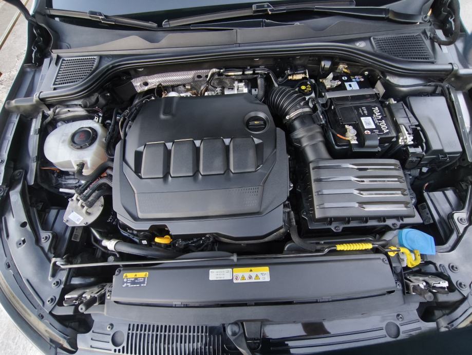 VW Golf 8 2,0 TDI automatik*2023 god., fotografija 16
