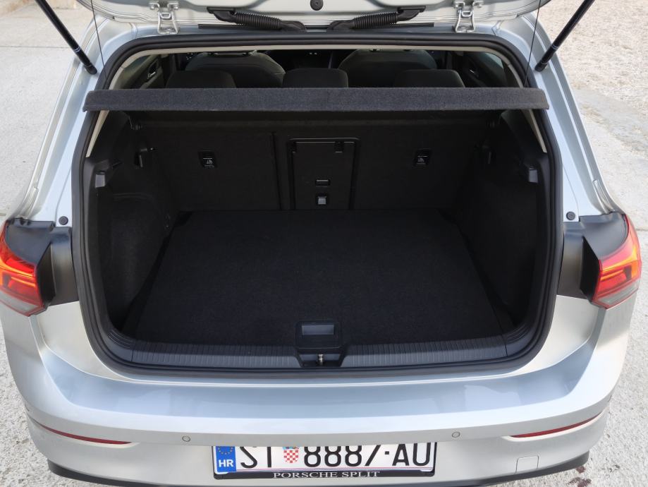 VW Golf 8 2,0 TDI automatik*2023 god., fotografija 9