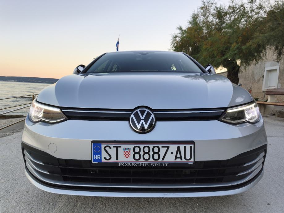 VW Golf 8 2,0 TDI automatik*2023 god., fotografija 5