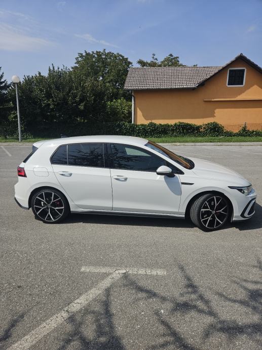 VW Golf 8 2,0 TDI automatik, fotografija 4