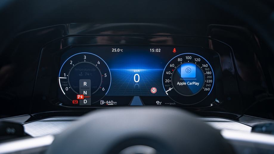 VW Golf 8 2,0 TDI automatik, fotografija 9