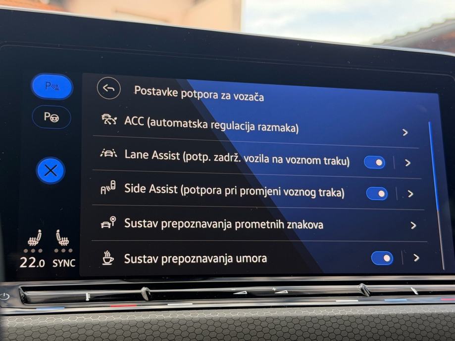 VW Golf 8 2,0 GTD / FULL Oprema / PRILIKA!, fotografija 12