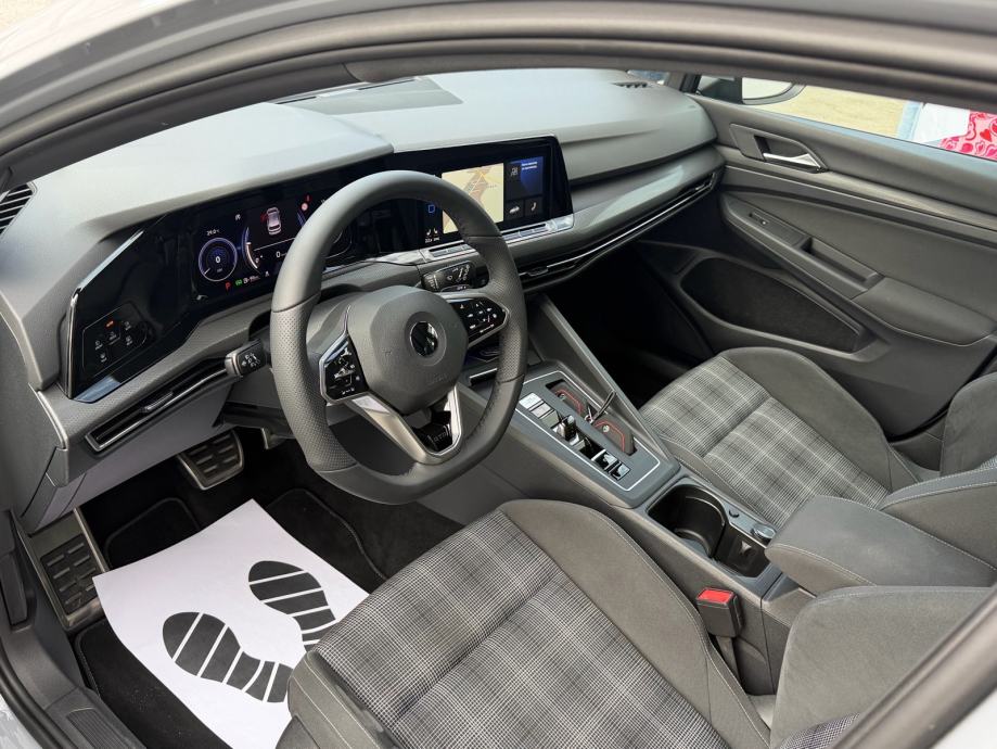 VW Golf 8 2,0 GTD / FULL Oprema / PRILIKA!, fotografija 7