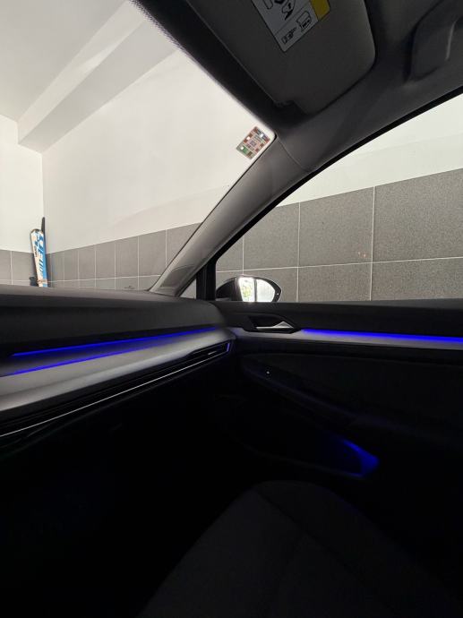 VW Golf 8 2,0 TDI automatik, fotografija 11