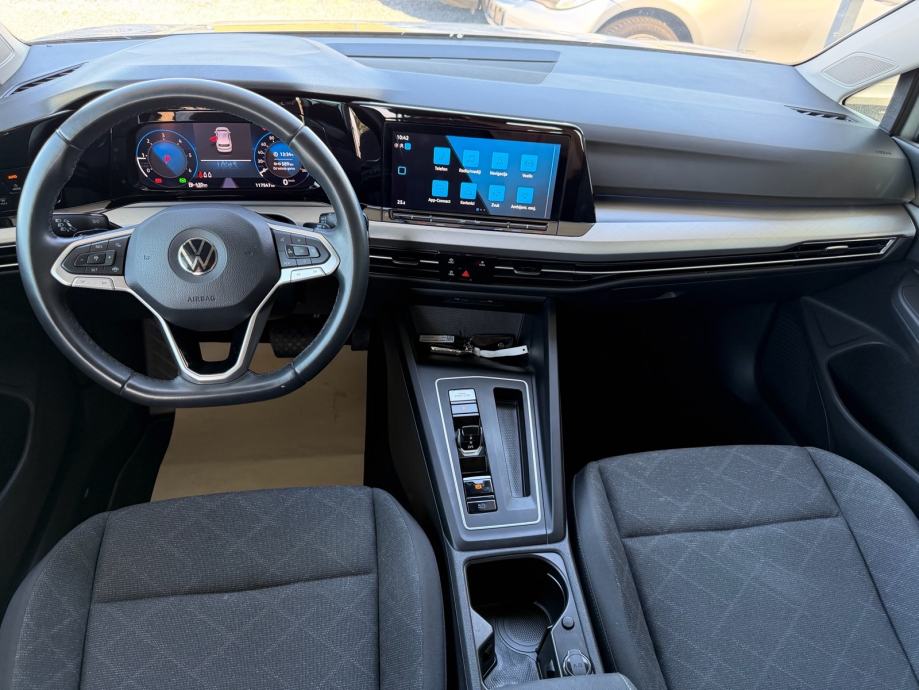 VW Golf 8 2,0 TDI automatik, fotografija 11