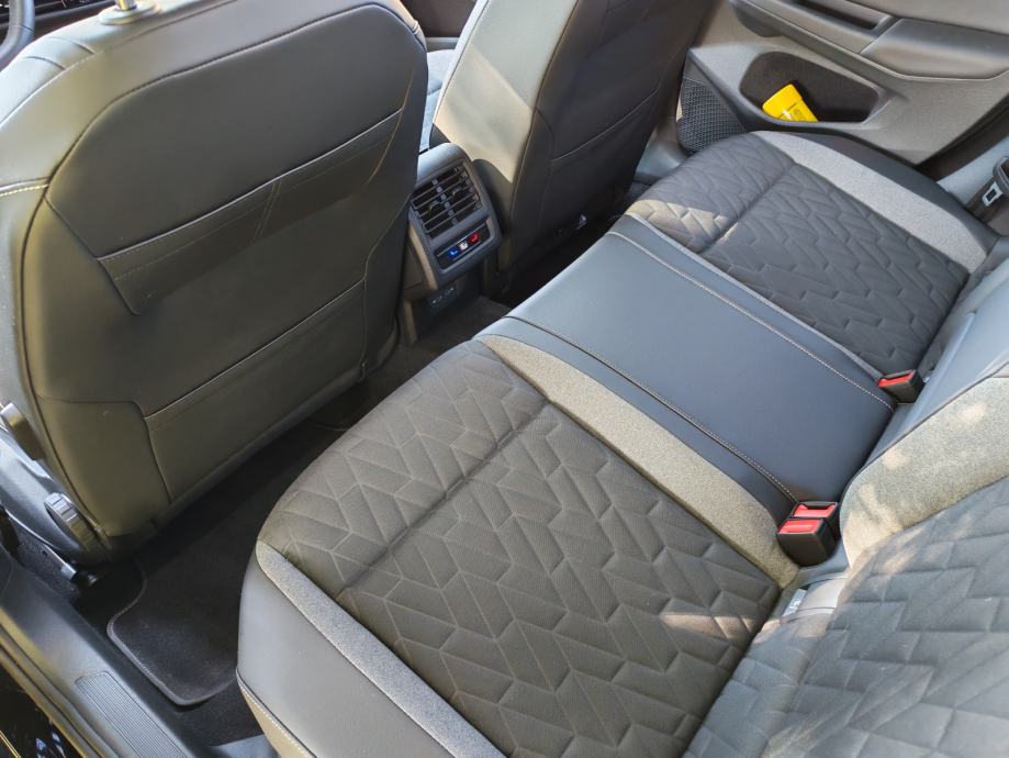 VW Golf 8 2,0 TDI automatik, fotografija 8