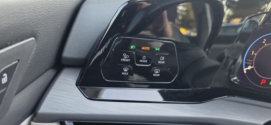 VW Golf 8 2,0 TDI automatik,STYLE, fotografija 15