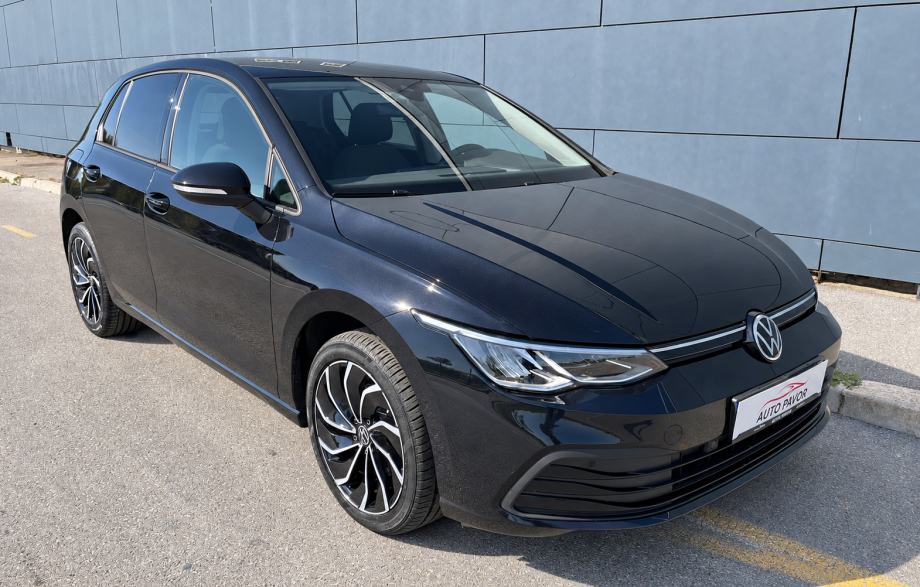 VW GOLF 8 2.0 TDI DSG LIFE • 2023. • 80TKM • ACC • ERGOACTIVE • KAMERA, pogled izvana - slika 3