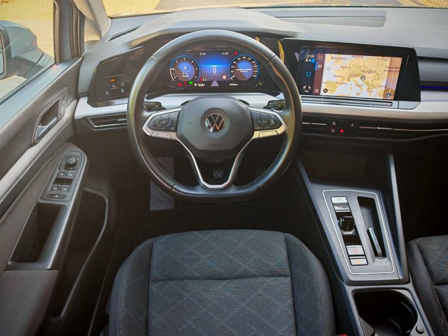 ⭐VW Golf 8 2,0 TDI DSG◽NAVI◽LANE ASSIST◽ACC◽GR.SJEDALA◽PRIVAT⭐, fotografija 20