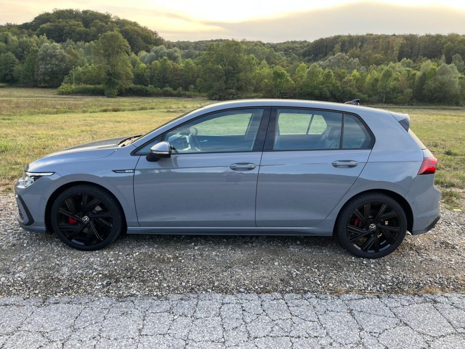 VW Golf 8 2.0 TDI GTD / DSG / IQ MATRIX / ACC / TOP STANJE / REG., fotografija 4