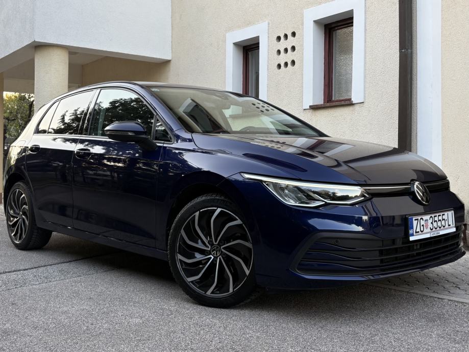 VW GOLF 8 2.0 TDI, LED, KAMERA, NAVI, ACC, REG 1 GOD, R17, SERVISNA, fotografija 3