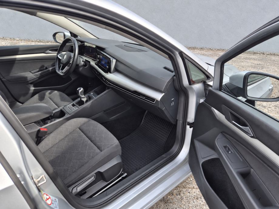VW Golf 8 2.0 TDI, Led, Tempomat, kupljen u HR, u PDV-u, 18", fotografija 13