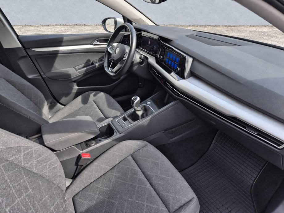VW Golf 8 2.0 TDI, Led, Tempomat, kupljen u HR, u PDV-u, 18", fotografija 18