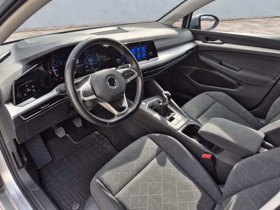 VW Golf 8 2.0 TDI, Led, Tempomat, kupljen u HR, u PDV-u, 18", fotografija 16