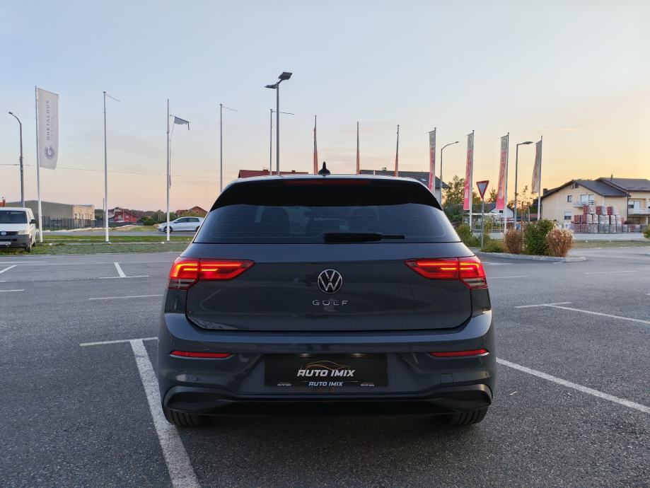 VW Golf 8 2,0 TDI*LIFE*LED,VIRTUAL,NAVI.., fotografija 6