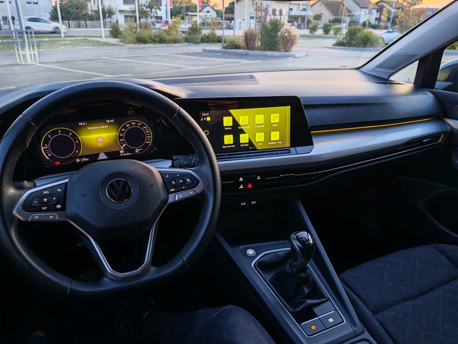 VW Golf 8 2,0 TDI*LIFE*LED,VIRTUAL,NAVI.., fotografija 17