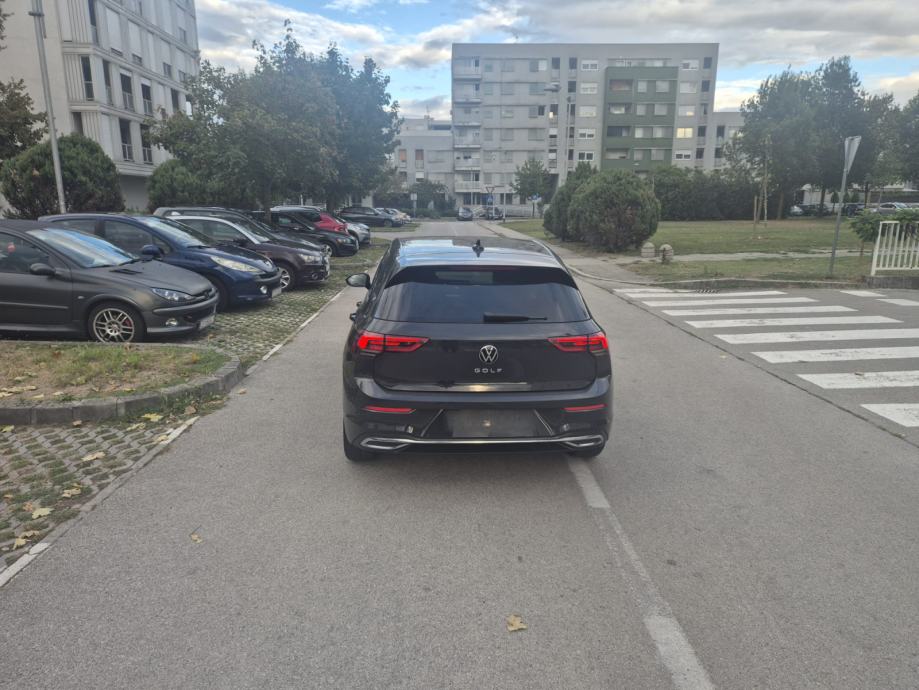 VW Golf 8 2,0 TDI Move, fotografija 6