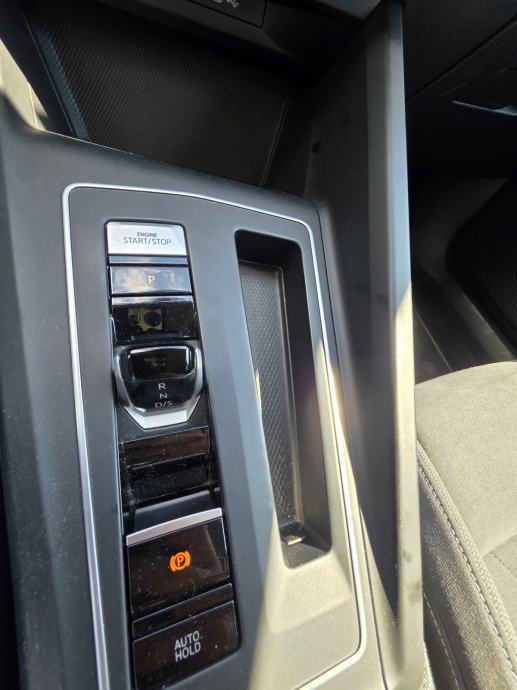 VW Golf 8 2,0 TDI, fotografija 14