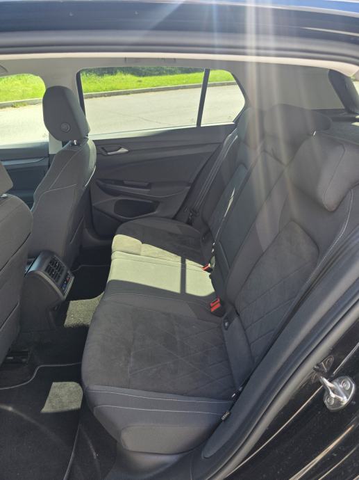 VW Golf 8 2,0 TDI, fotografija 18