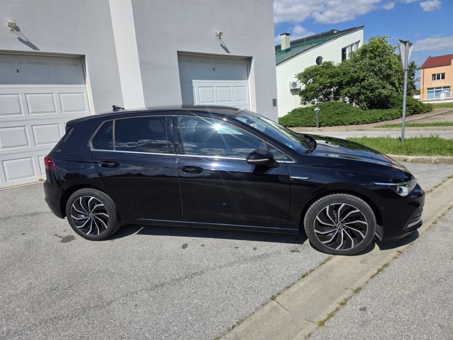 VW Golf 8 2,0 TDI, fotografija 4