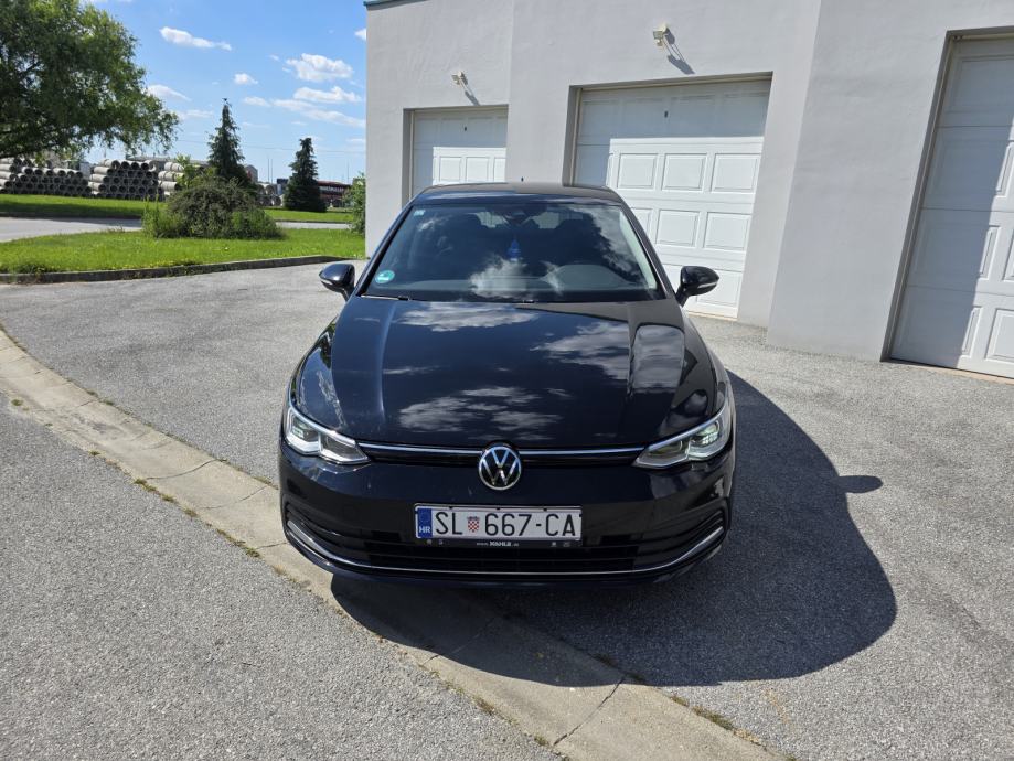 VW Golf 8 2,0 TDI, fotografija 2