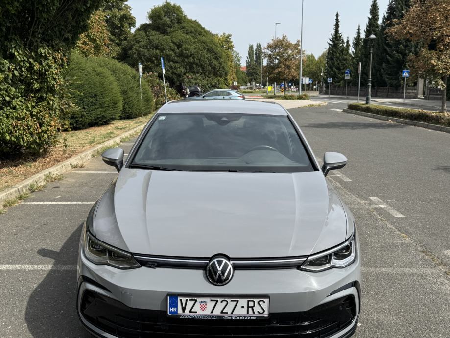 VW Golf 8 2,0 TDI, fotografija 9