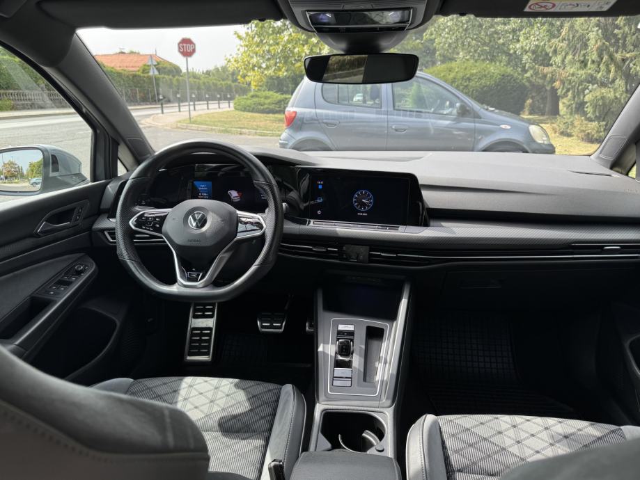 VW Golf 8 2,0 TDI, fotografija 8