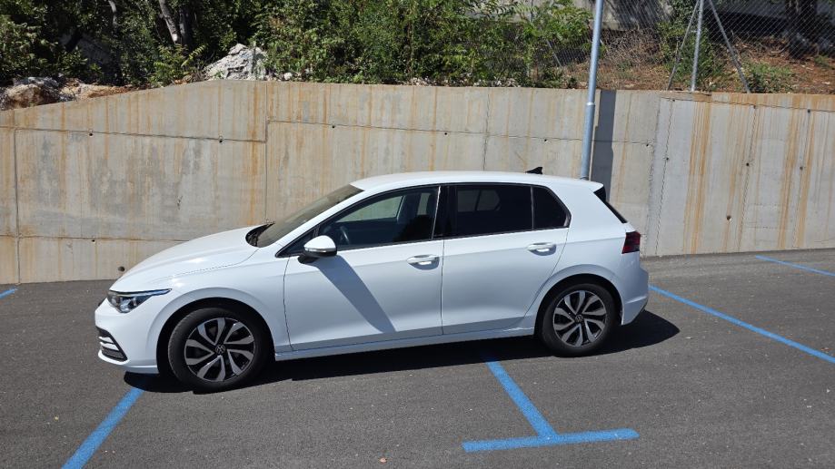 VW Golf 8 2,0 TDI, DSG, 150 KS, *ACTIVE, fotografija 2