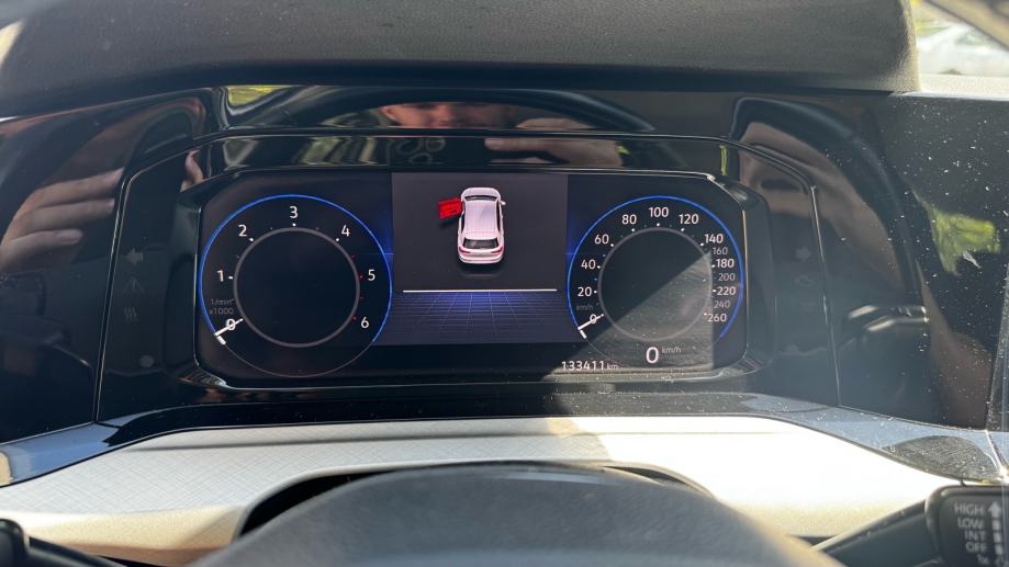VW Golf 8 2,0 TDI-ALU-KAMERA-IQ DRIVE-SERVISNA-JAMSTVO 12 MJ-TOP!!, fotografija 10