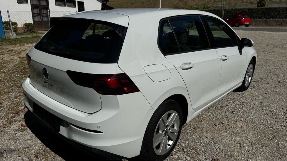 VW Golf 8 2,0 TDI-ALU-KAMERA-IQ DRIVE-SERVISNA-JAMSTVO 12 MJ-TOP!!, fotografija 5